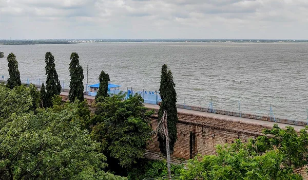 Featured Image of Osman Sagar Lake